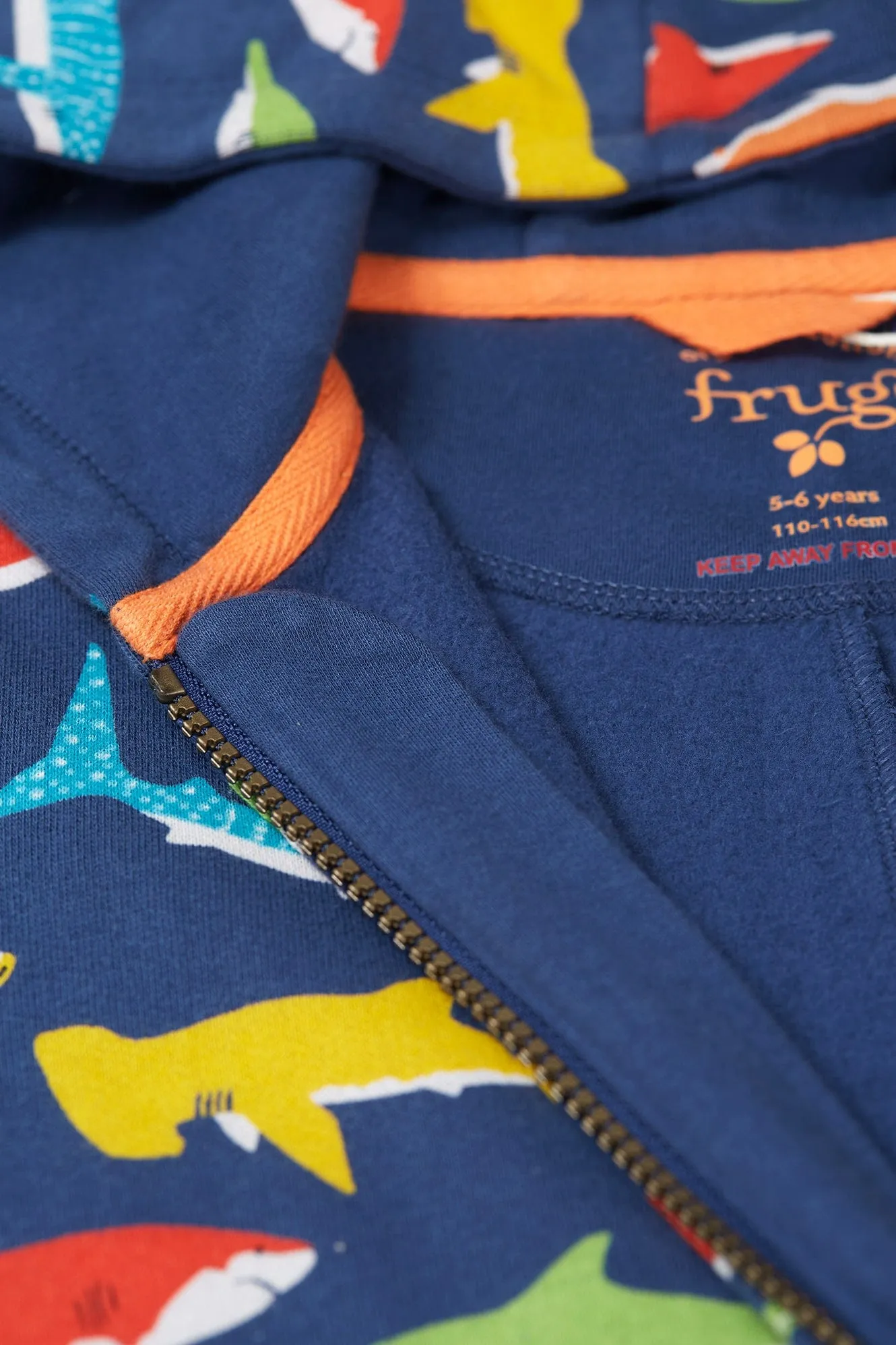 Switch Big Snuggle Suit Shiver Of Sharks [only 7-8 Years left]