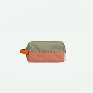 TOILETRY BAG - SHARK GREY & CORAL PINK