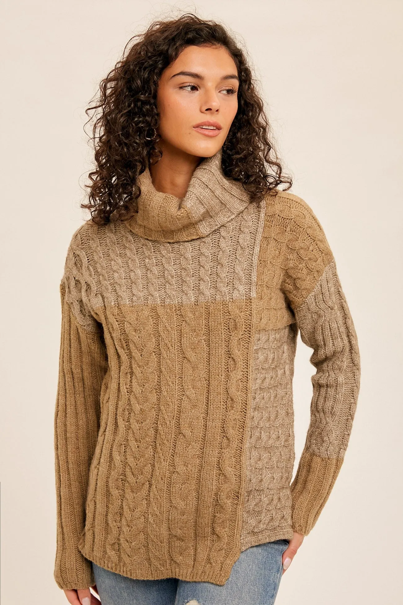 Turtle Neck Irregular Hem Sweater
