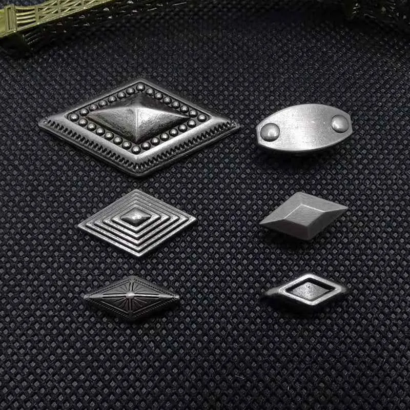 Vintage Alloy Diamond Studs DIY Rivets for Leather Bags Crafts 30 Pack
