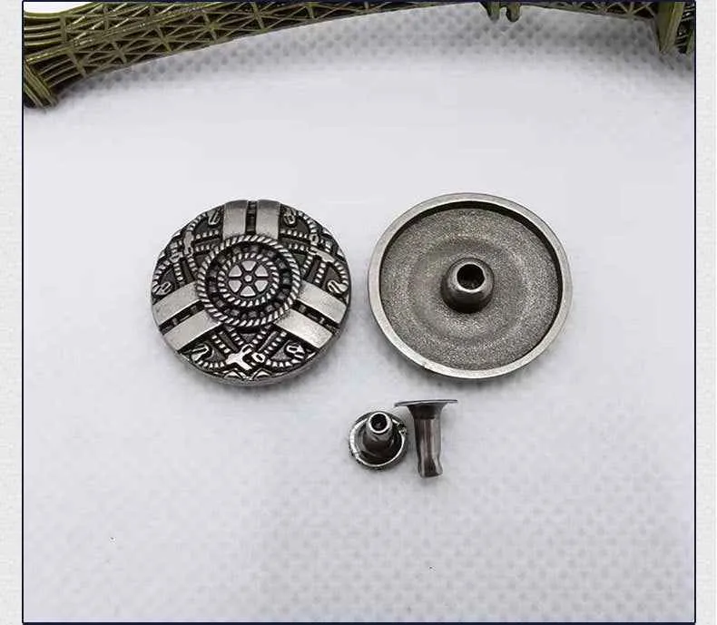 Vintage Silver Sunflower Rivets Antique Alloy Floral Studs 30 Pack