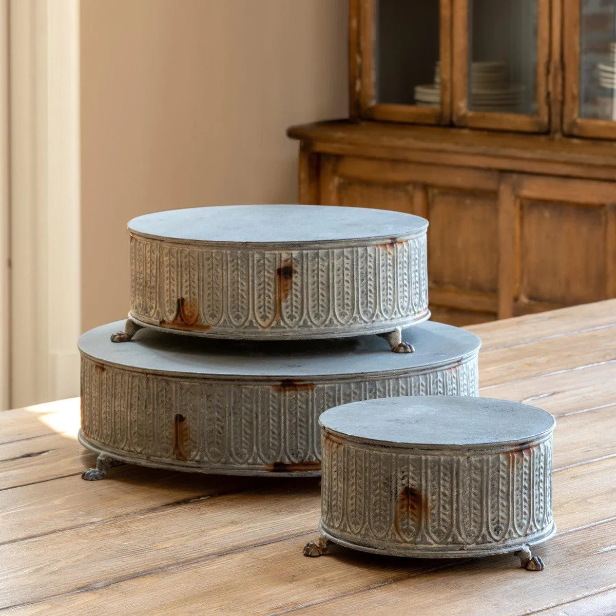 Vintage-Style Round Tinwork Display Platforms, Set of 3