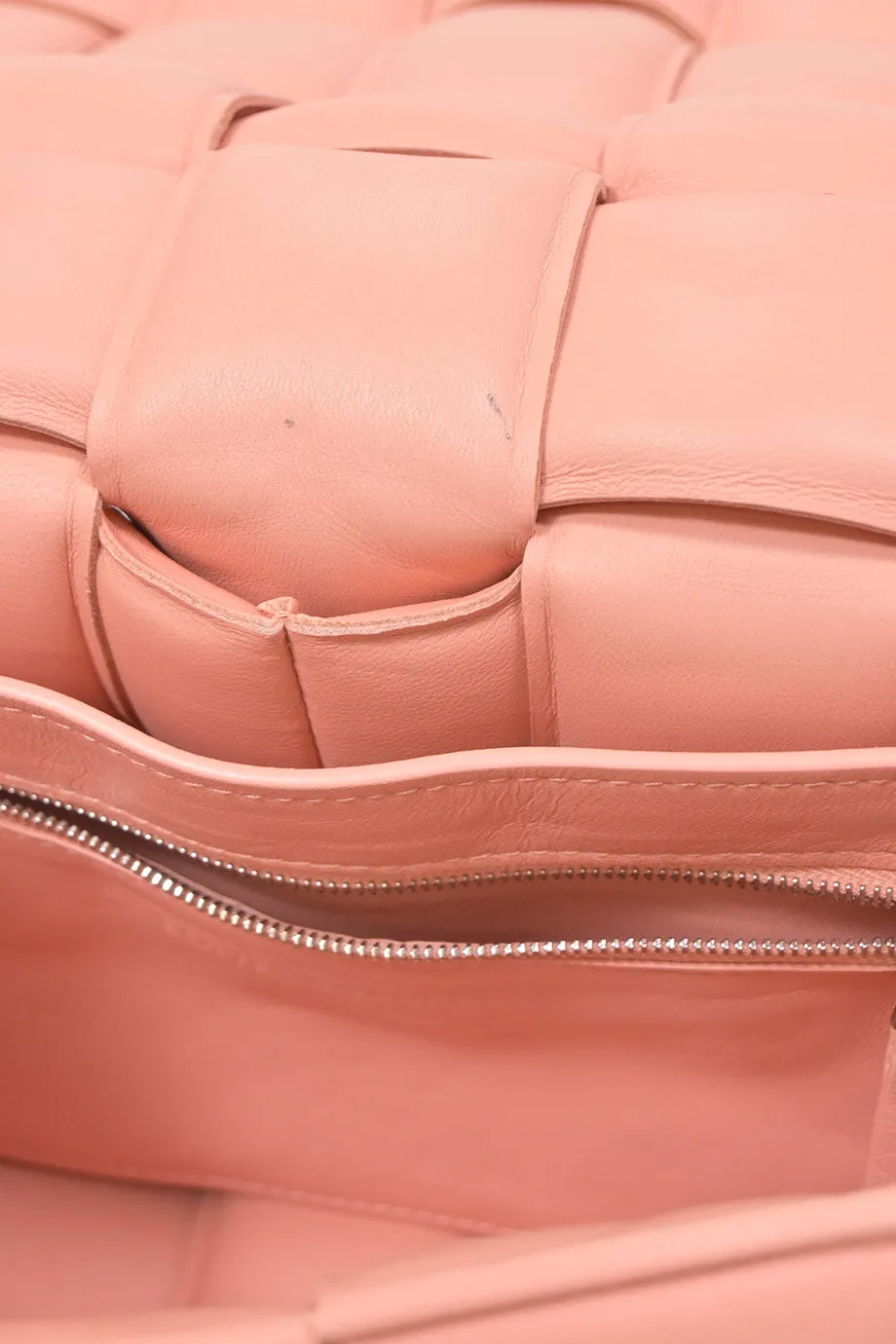 [WB7361] Bottega Veneta | Cross-Body Bag