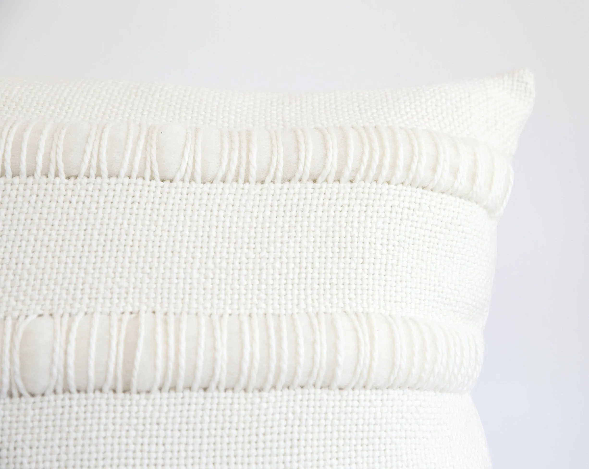Weaving Pillow Case with Chunky Stripes Apolo Cream - Texturable